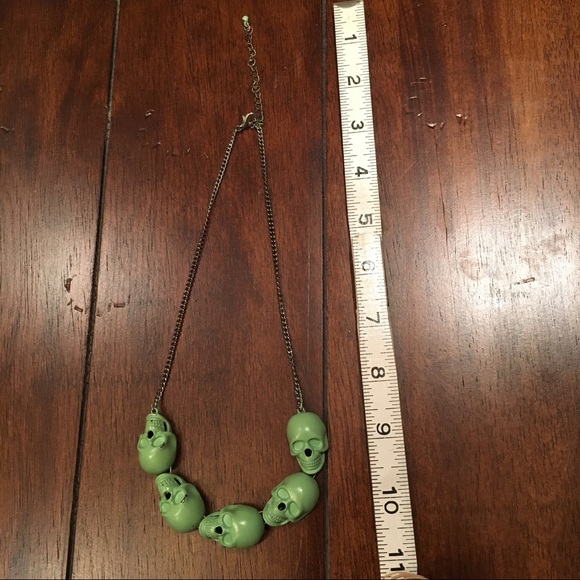 Green Skeleton Necklace - Picture 4 of 4